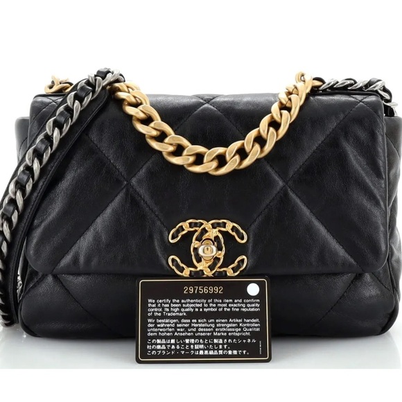 CHANEL CC 19 FLAP BAG MEDIUM IN SHINY LAMBSKIN - Picture 7 of 12